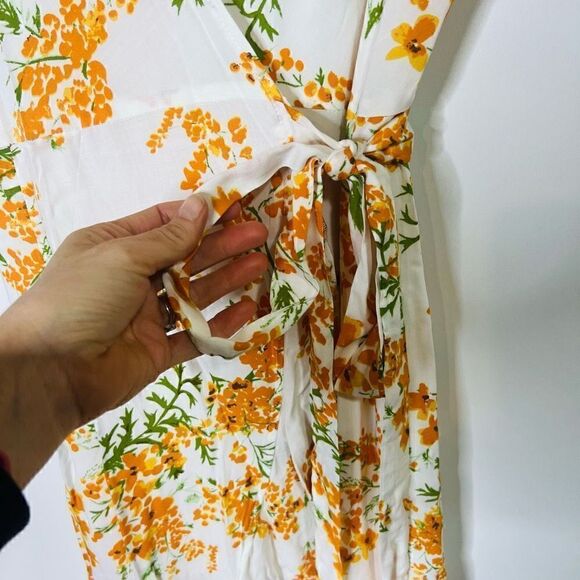 Zesica White Orange Sunflower Wrap Dress MIDI Sundress NWT! - Picture 7 of 11